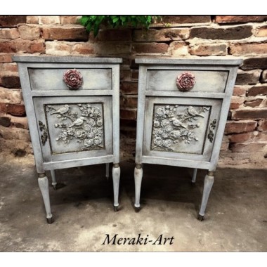 Pareja de Mesitas con Pajaros